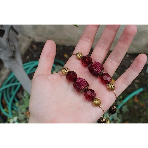 Maroon & Gold Beaded Necklace - Picture 2 of 3