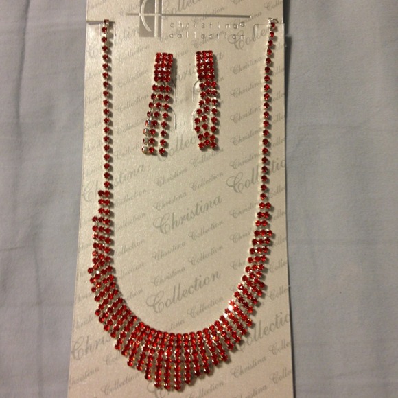 Rhinestone. Necklace set