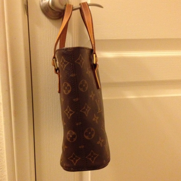 Additional pictures only- - Picture 2 of 4