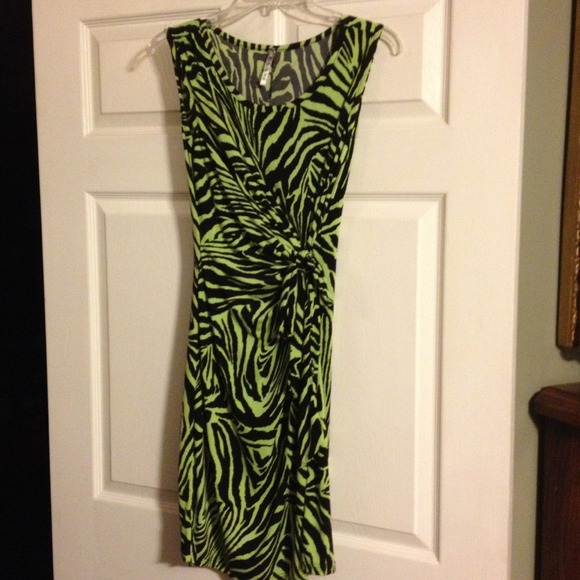 RESERVED CMKT Zebra print dress