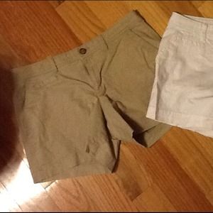 Khaki 5" shorts