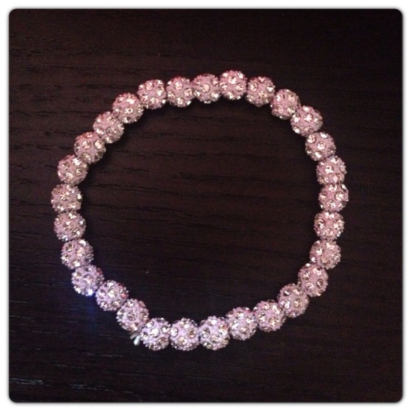 Bracelets - Picture 3 of 4