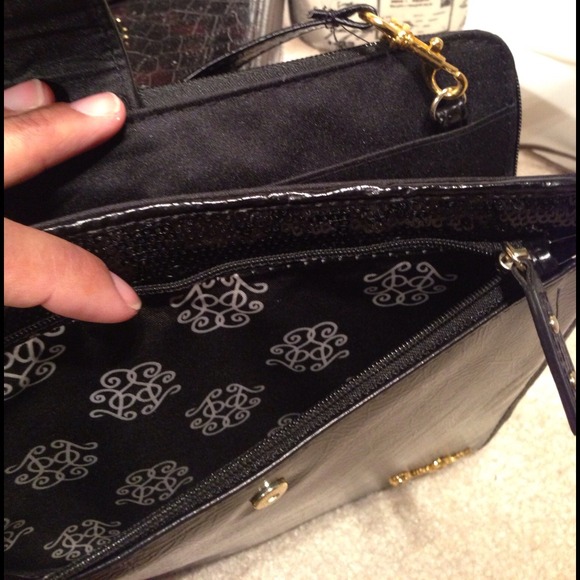 âSOLDâVersitile iPad Case Wristlet Strap or Crossb - Picture 3 of 4