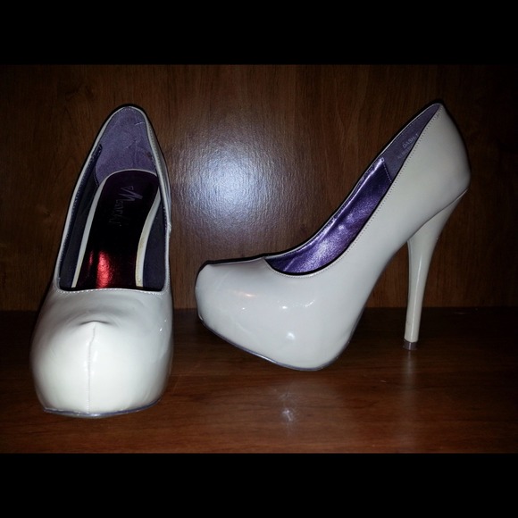 New Nude patent leather heels!