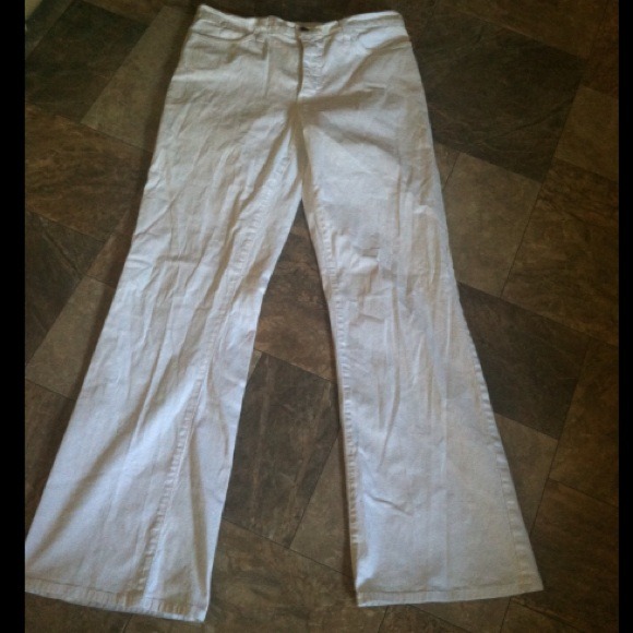 ❌Reserved❌White Jeans