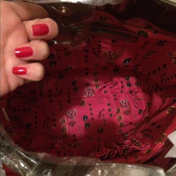 Betsey Johnson Roses Tote - Picture 4 of 4