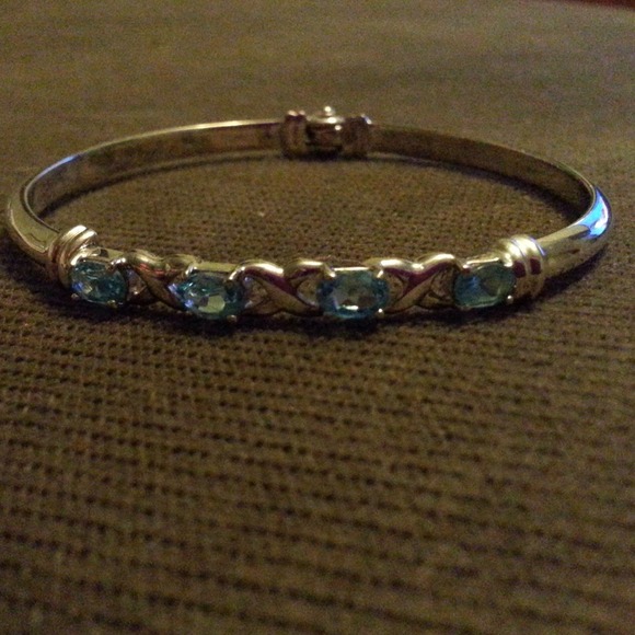 Silver & blue sapphire bangle