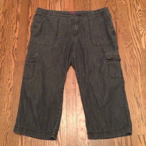 💜Sold💜Merona Cotton Cargo Crops