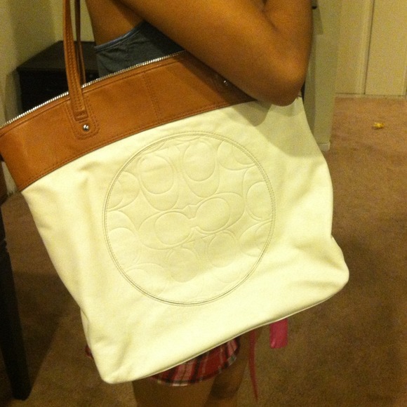 Authentic large coach white with tan trim &handels