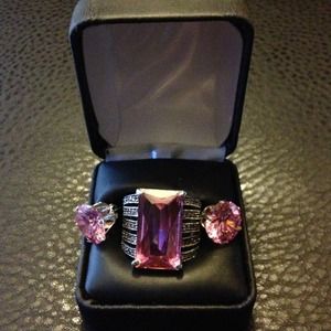 Sterling Silver Cocktail ring & large stud earring