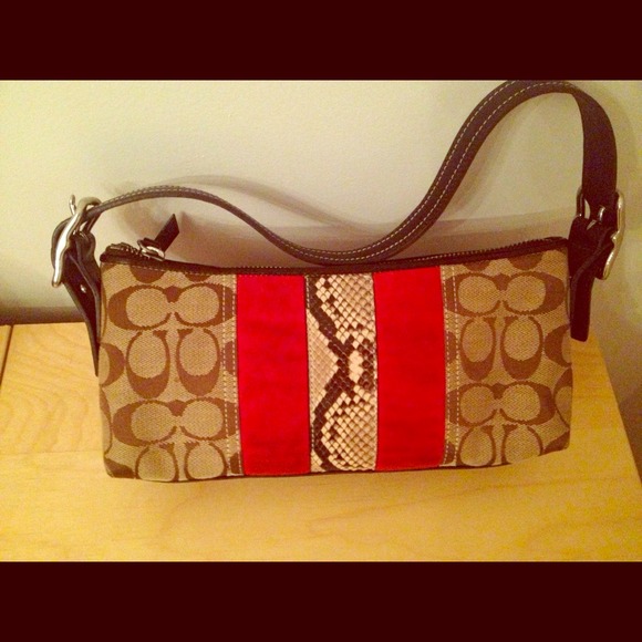 ⬇️$50 Coach shoulder small bag with python finish!