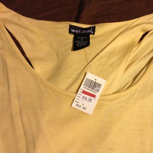 Top - Picture 2 of 3