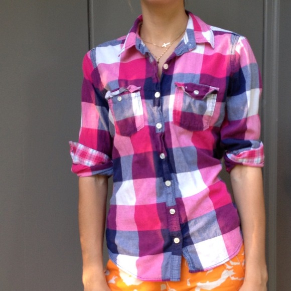 BUNLED for @erica8035* GH plaid shirt. 3/4 sleeve.