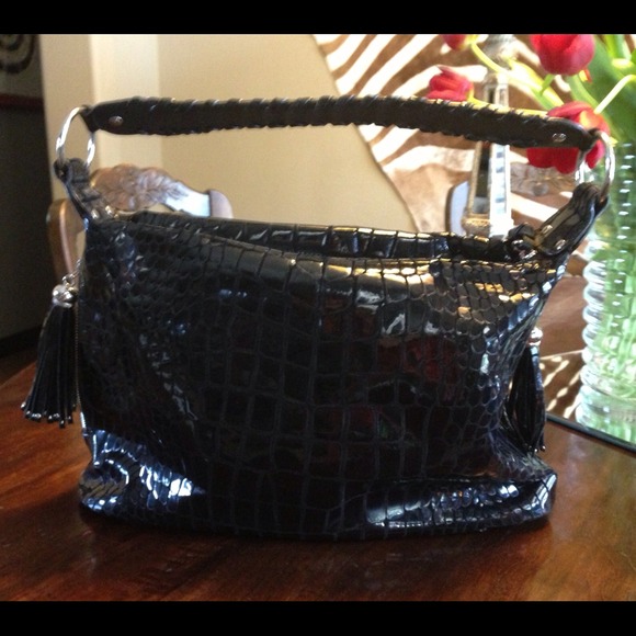 Gorgeous snakeskin black handbag