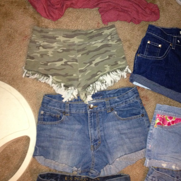 Traded (-; - Picture 2 of 4