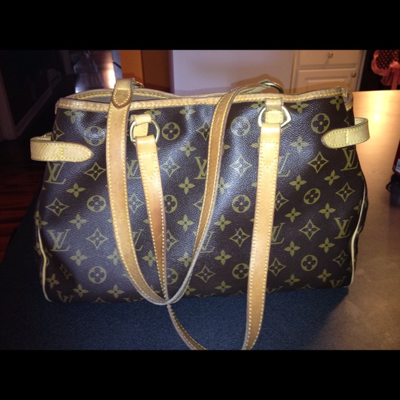 Louis Vuitton Handbags - Authentic Louis Vuitton Handbag