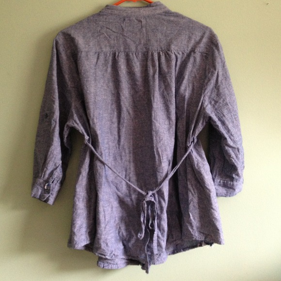 Cute light weight jean button down tunic - Picture 2 of 3
