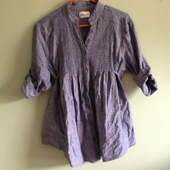 Cute light weight jean button down tunic - Picture 3 of 3