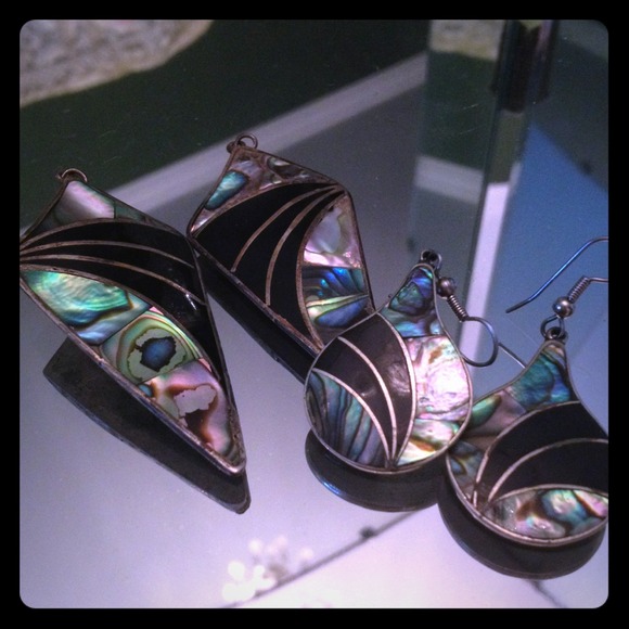Vintage Shell and obsidian earrings alpaca Mexico