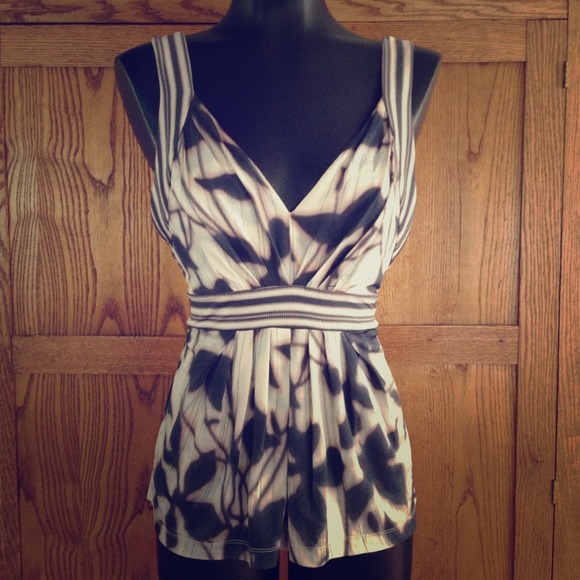 BCBG Top