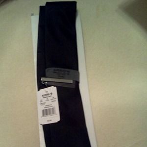 Accessories - Black Arrow tie Accessories - Black Arrow tie