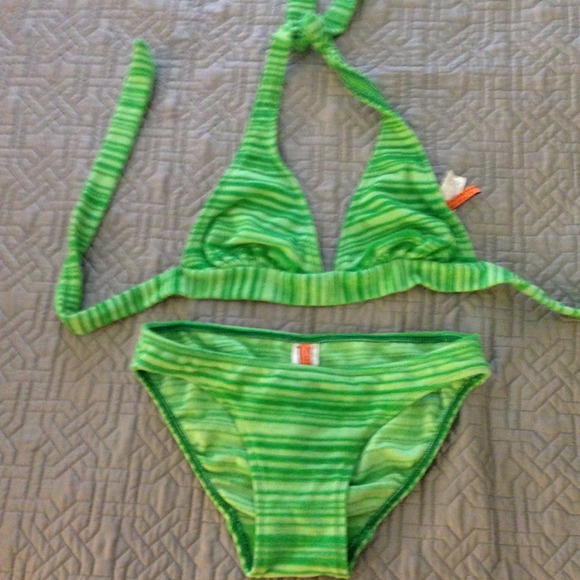 💯%authentic JUicy couture bathing suit