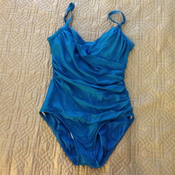 One piece bathing suit