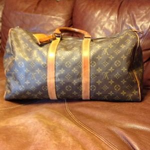 Vintage Louis  Vuitton Duffle. 45.