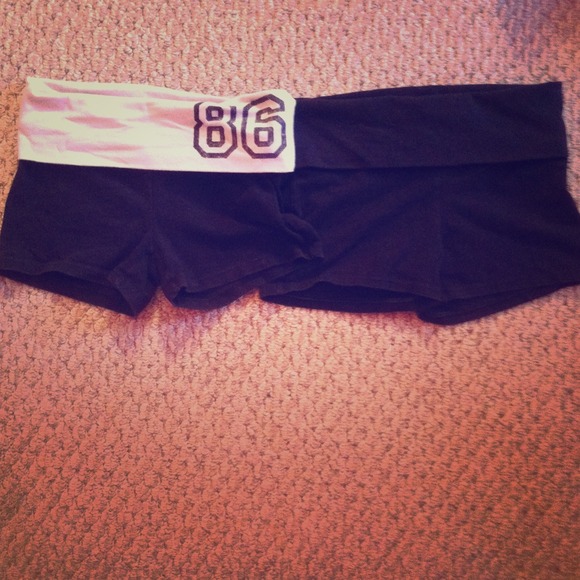 ❌Traded❌Victoria's Secret shortie bundle