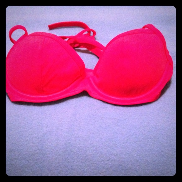 Victoria Secrets bikini top