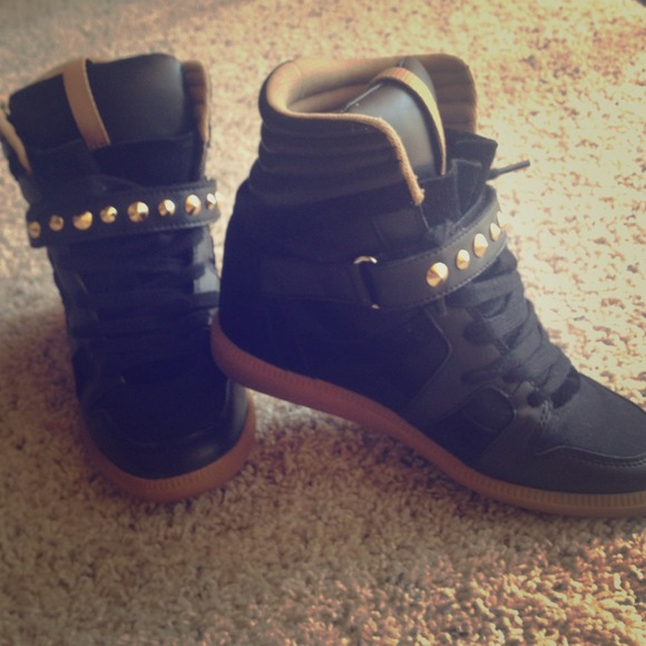 Authentic Zara wedge sneakers