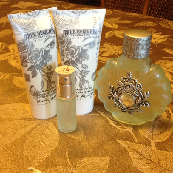 True Religion Perfume set