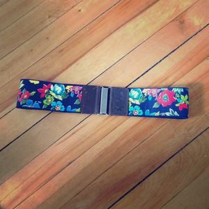 Hollister Summer belt. Navy blue, brown leather.