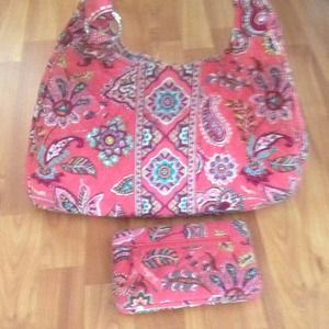 💵💵💵SOLD💵💵💵Large Vera Bradley bag + wallet