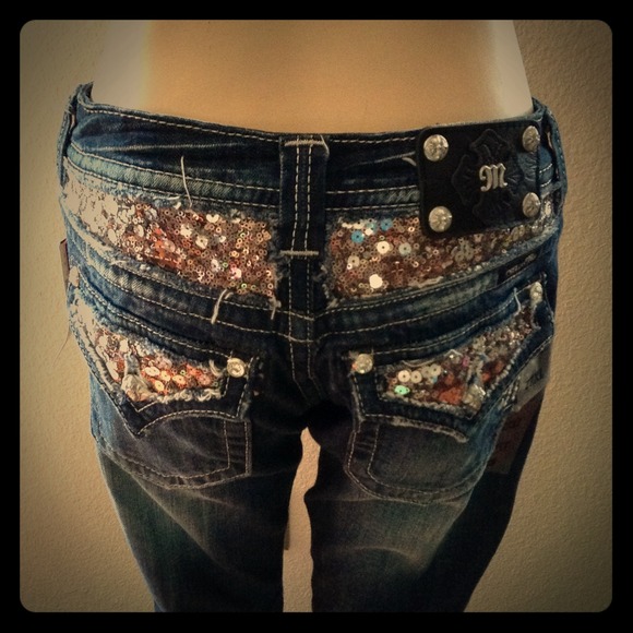 PARTIAL TRADE NWT Miss Me sequins jeans size 27