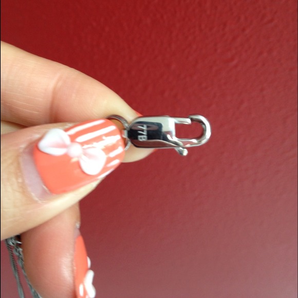 100% Auth Multi chains D&G necklace - Picture 3 of 4