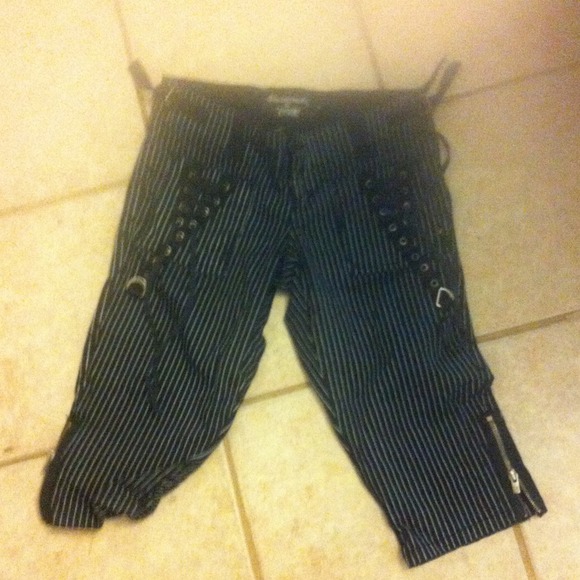 Skelanimal Capri