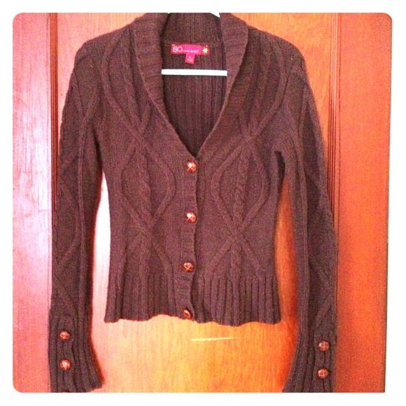 Brown sweater