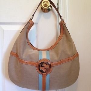 🚨REDUCED🚨 from $250! 💯% authentic Gucci hobo