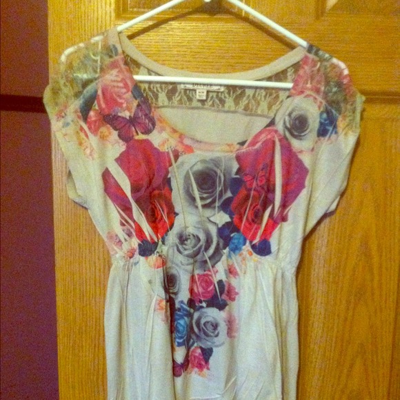 Floral lace tunic top