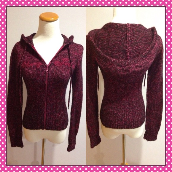 DKNY Sweaters - Cute sweater hoody!