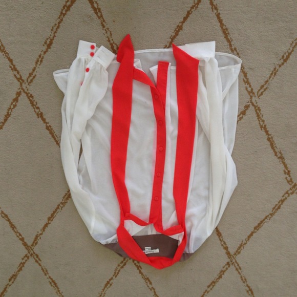 SOLD  Blouse - Sold Bundle - Picture 3 of 4