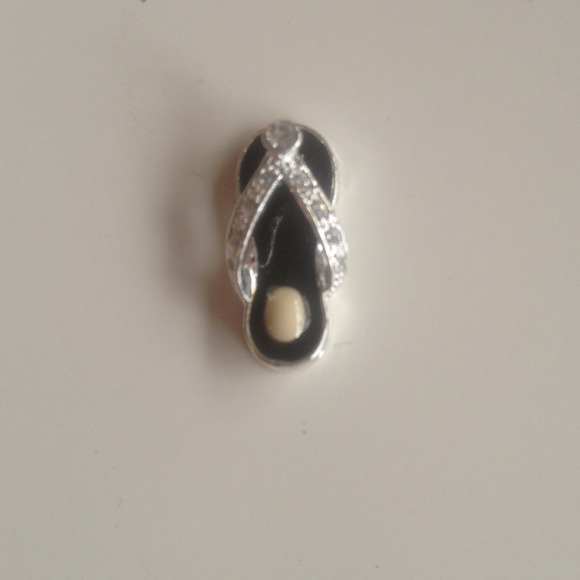 Mini flip flop charm
