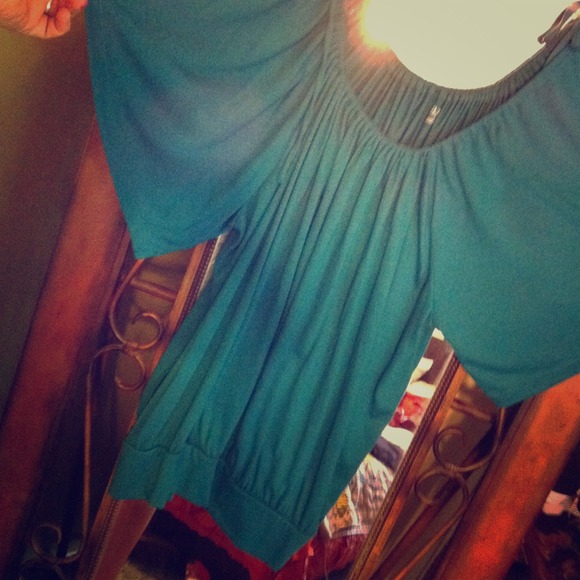 Dolman sleeve teal top