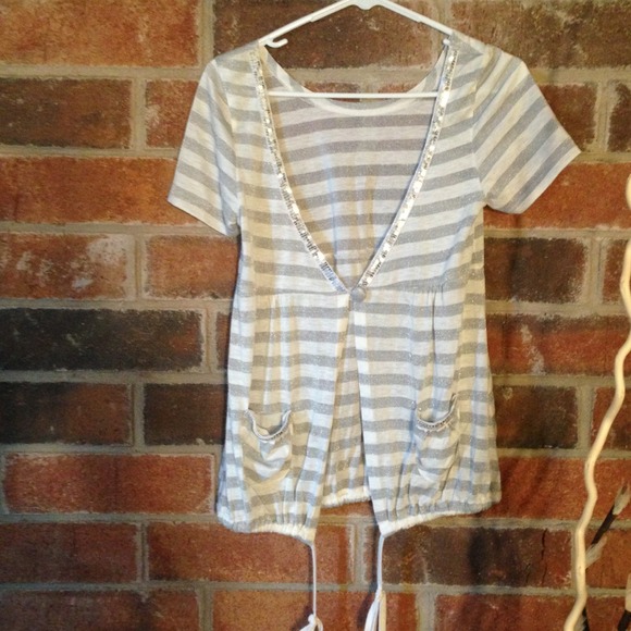 Silver and white striped top❌❌❌SOLD