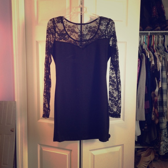 Black lace dress