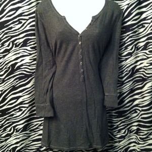 Comphy over sized gap shirt