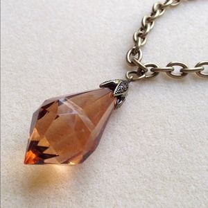 Antique style necklace