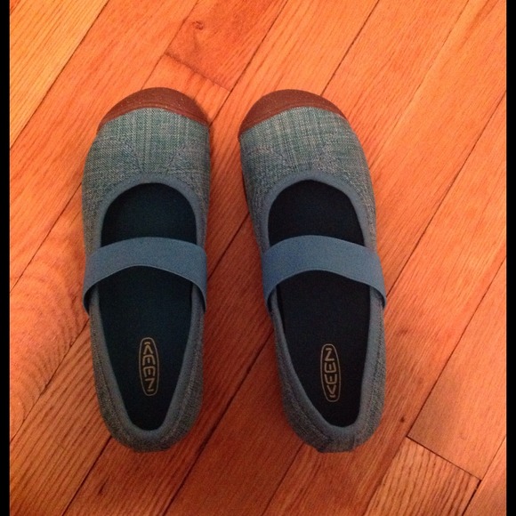 Brand New! Sienna Keens Mary Janes