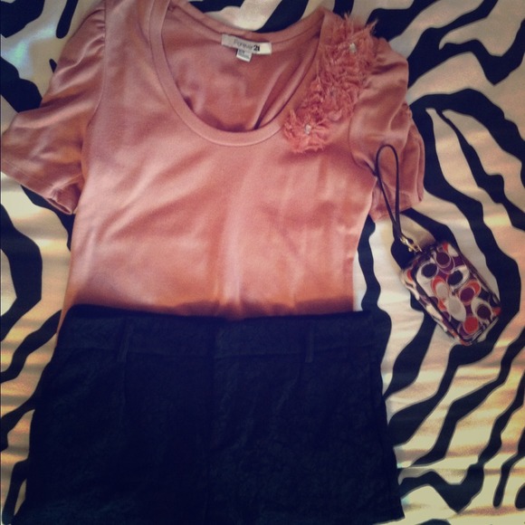 Forever 21 tan flower sweater